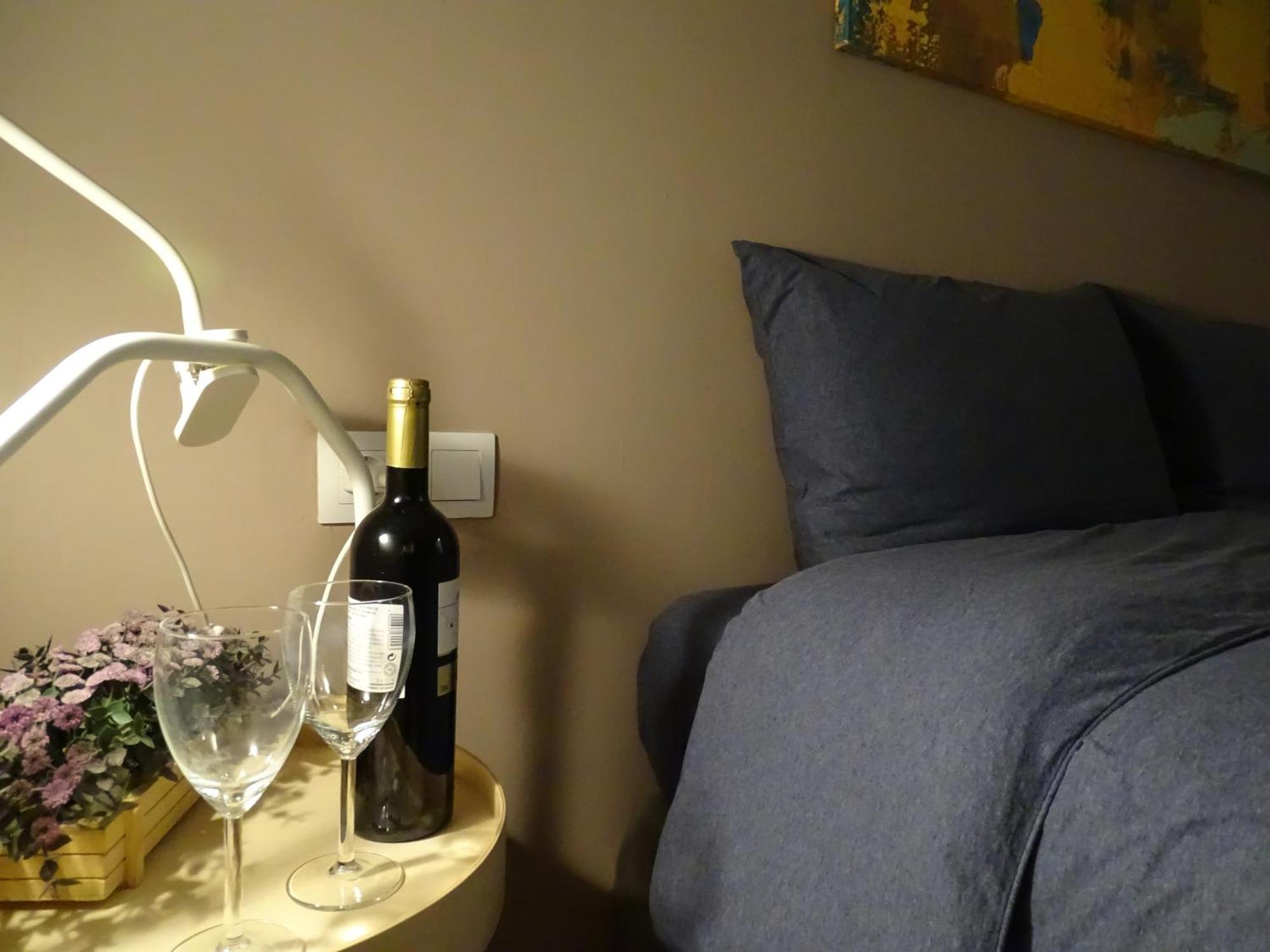 Stylish, Comfortable, Basement Loft-Like Apartment With Amenities Ateny Zewnętrze zdjęcie