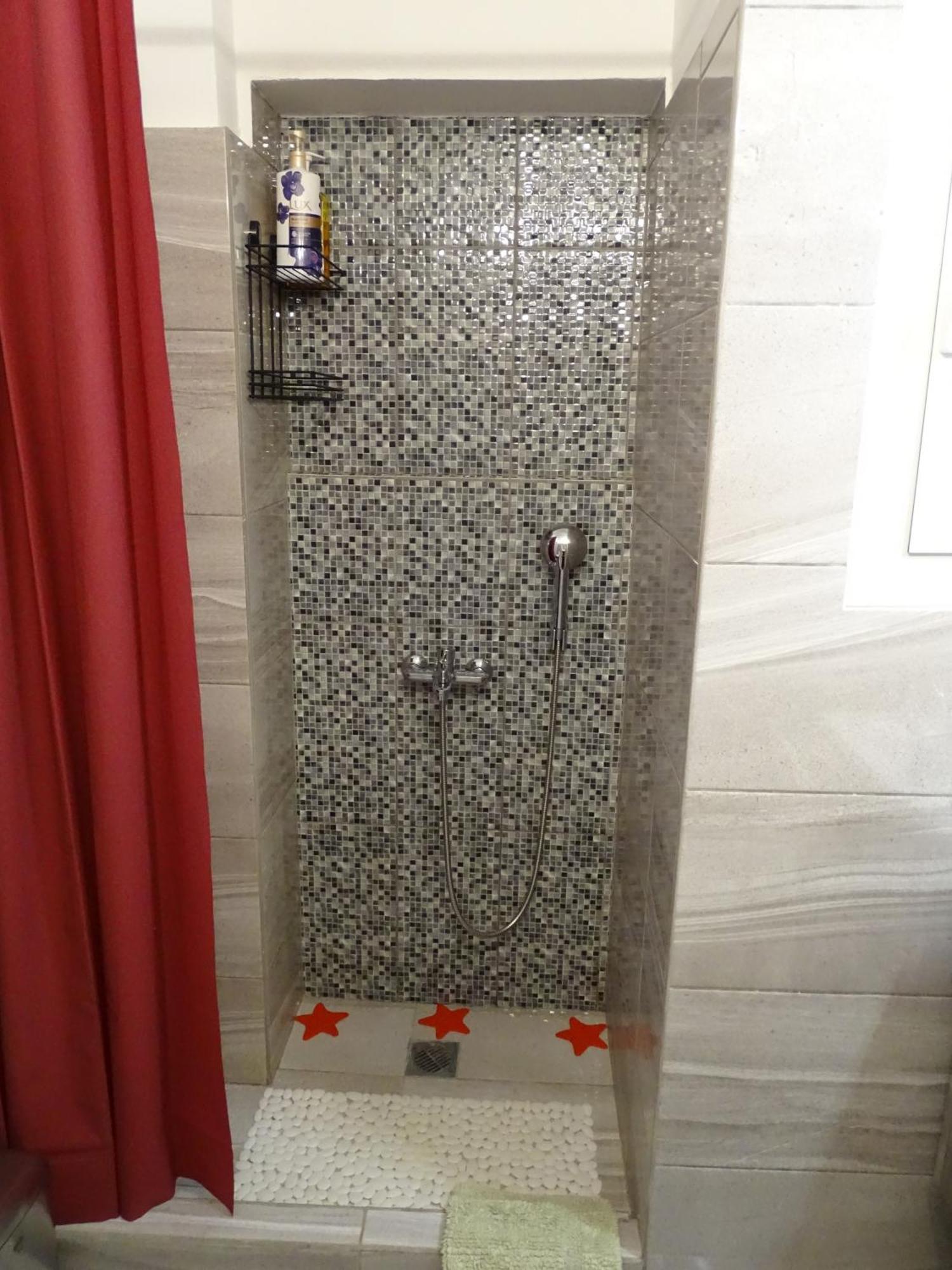Stylish, Comfortable, Basement Loft-Like Apartment With Amenities Ateny Zewnętrze zdjęcie